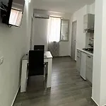 Ad Il Cremino Parghelia
